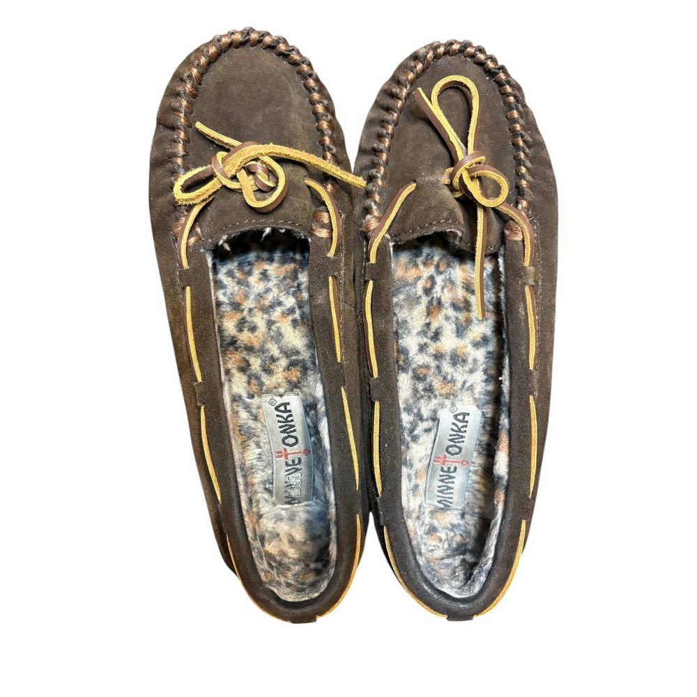 Minnetonka Cally Suede Moccasin Slippers Brown Leopard Faux Fur Lining Womens 8